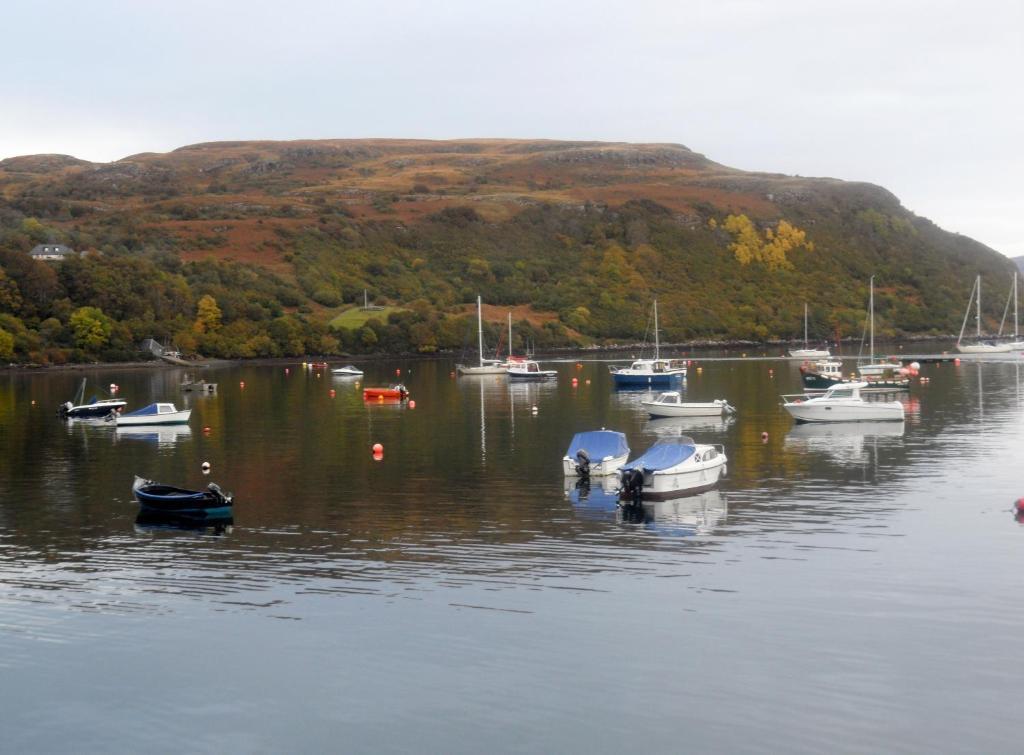 Creag Dubh Bed & Breakfast Kyle of Lochalsh Buitenkant foto